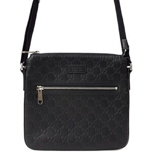 GUCCI Signature Guccissima Leather Messenger Crossbody Bag Black